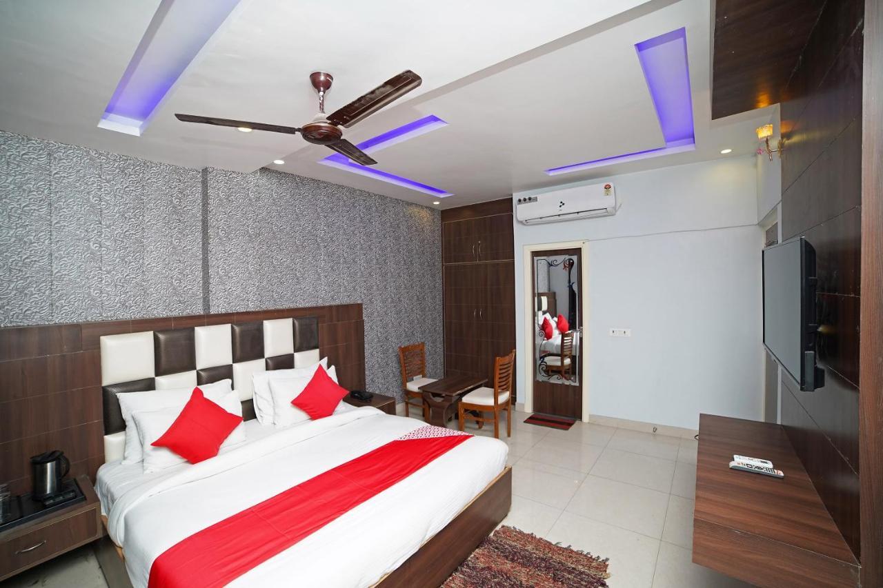 Oyo 39539 Hotel Vansh & Restaurant Kashipur Exterior photo